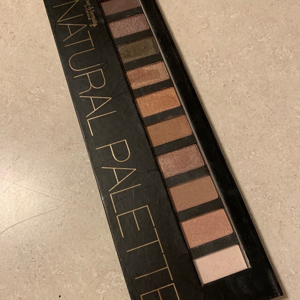 love&beauty by Forever21 Eyeshadow Palette